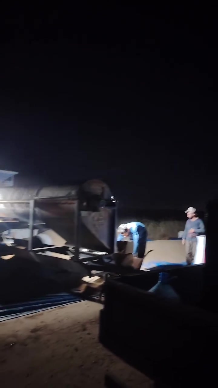 السلام عليكم يوجد
صفايه متنقله
اتصل وتدلل
***********
