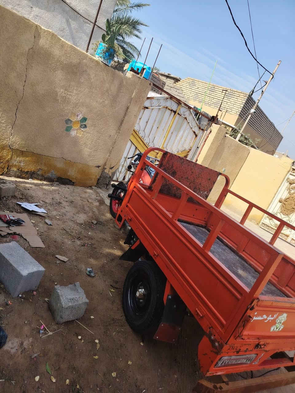 السلام عليكم  للبيع ستوته اوراق موديل 2015 ستوته جاهزه من كلشي كهربائيات كلها شغاله شاصي نظيف. بدي مابيه خياس السعر مليون وميه وخمسين وبيها مجال.   العنوان. البصره.  قضاء المدينه. رقم الهاتف  ***********
