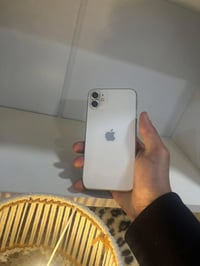 ايفون ١١ • ٦٤ • شاشه مبدله اصليه