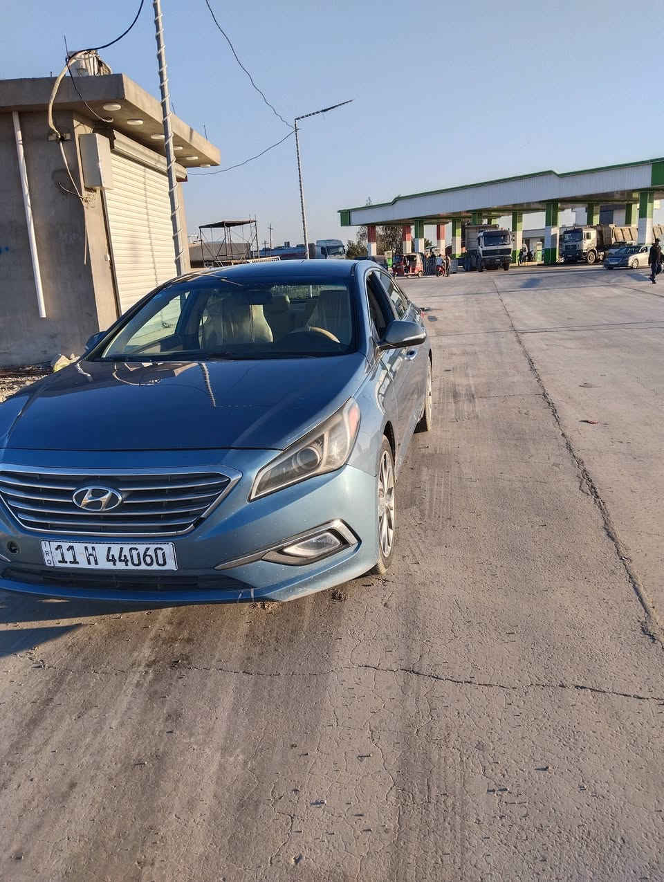 سلام عليكم سوناته موديل 2016 رقم بغداد بسمي
حادثها جاملغ امامي بدل بلادي 
مكينه 2400
ول سونار بل منشور ماشيه 153 ميل 
مكان سياره بغداد المحموديه 
سعر 115$ بيها مجال 
***********
