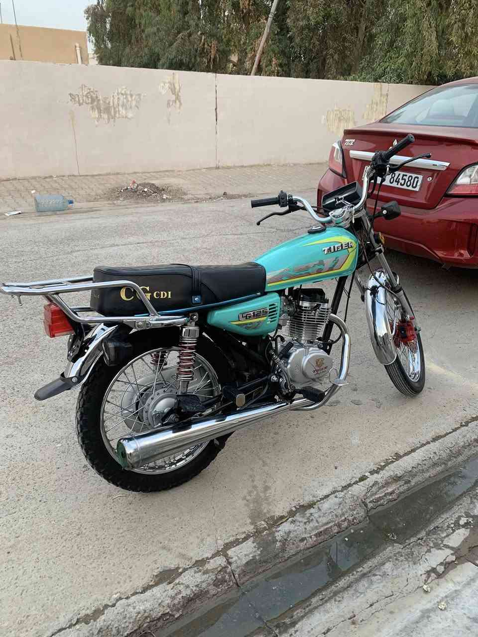 للبيع درجه تايكر موديل 23 درجه مانقصه برقي  محرك شرط  انطيك سعره٥٠٠ بي مجال ل شراي الموشراي لا يدوخني متوجد فيس او رقم ***********
