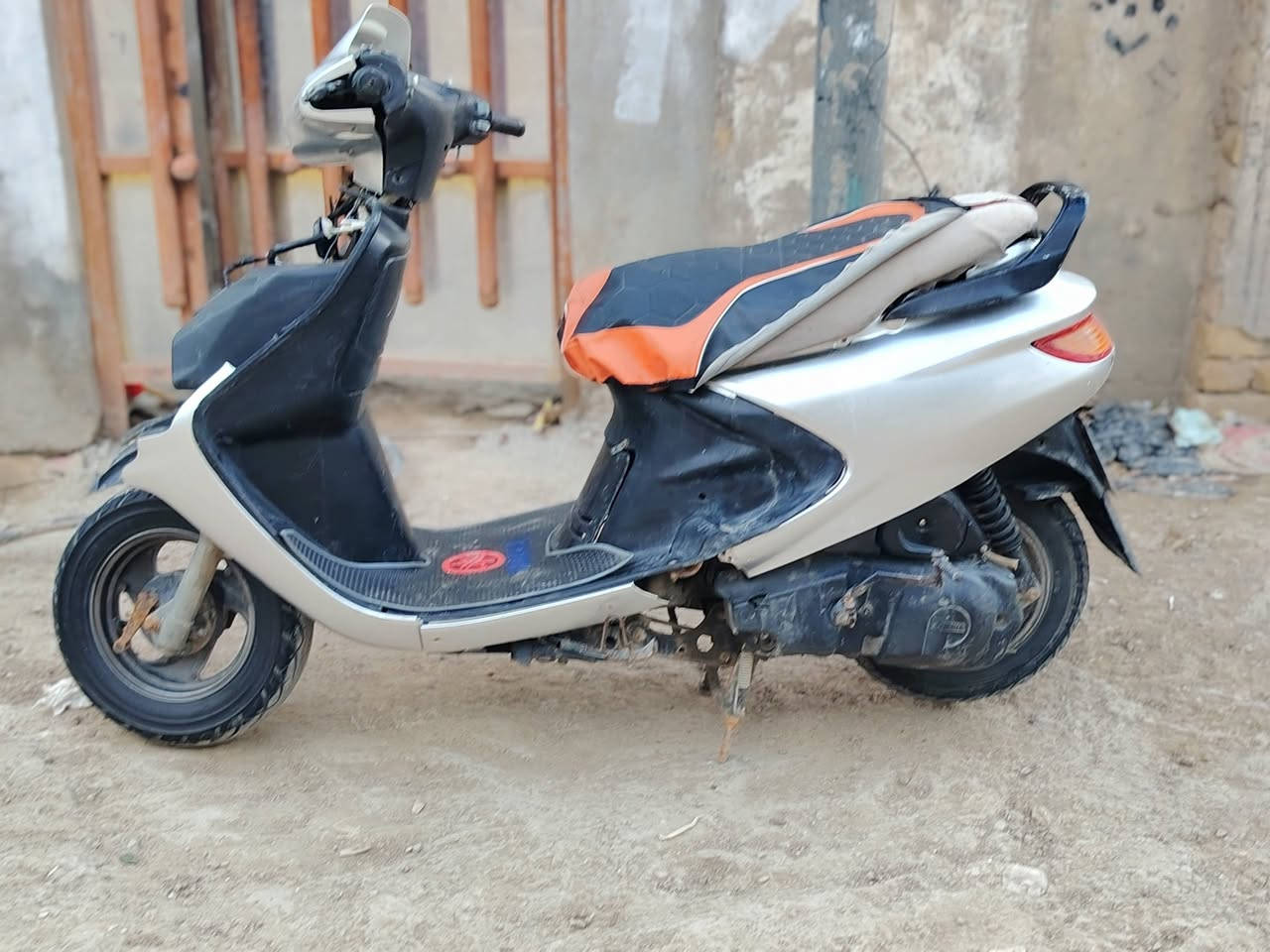 سلام عليكم دراجه فراشه للبيع علا وضع الشركه عايزه كفر أمامي السعر 350وبيها مجال قليل المكان ديوانية بيع مستعجل


**إذا كنت صاحب هذا الإعلان وتريد حذفه لأي سبب، رجاءا أرسل رسالة إلى الدعم الفني**