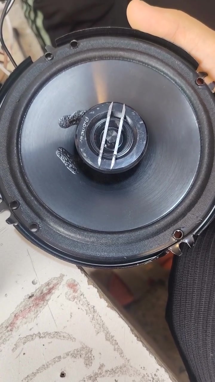 سماعات بايونير اصلي كصه شرط
نظافه فول 🔥 كبل شد


**إذا كنت صاحب هذا الإعلان وتريد حذفه لأي سبب، رجاءا أرسل رسالة إلى الدعم الفني**