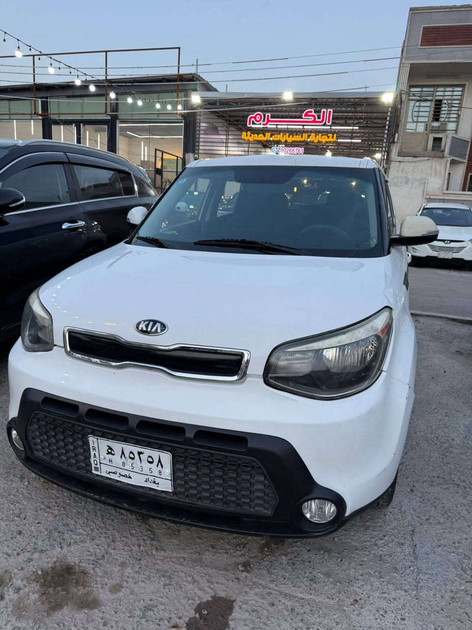 سلام عليكم 
كيه صول مديل 16 
سياره بيه بارد بل كصه وبيه قطعتين. صبغ 
مكينه 2000 رقم بغداد سعر 100 شده 
***********
