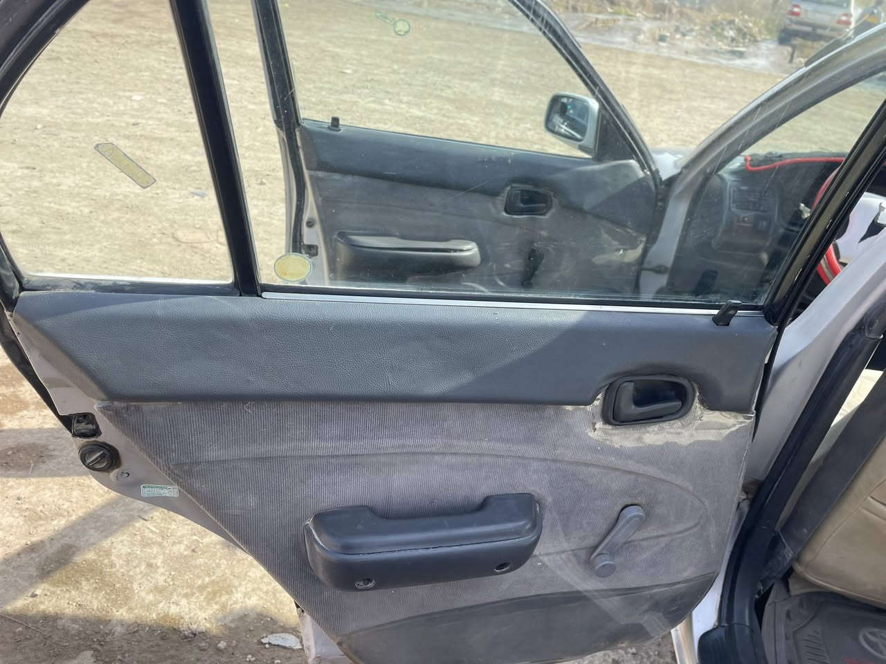 📣 للبيع: تويوتا كورولا 1994 (وارد أمريكي) 
• ✅ الصبغ:  (صبغ بلادي ).
• ✅ المحرك: 1600 
• ✅ الكير والمكينة: بحالة ممتازة.
• ✅ الكهربائيات: شغالة 100% بدون أي نقص.
• ✅ الصدر: صدر أمامي وخلفي بحالة ممتازة. 
• ✅ الأوراق: مشروع وطني، سنوية ل2027 , رقم بصرة.
• ✅ للاستفسار : رقم الهاتف ***********, ذي قار
