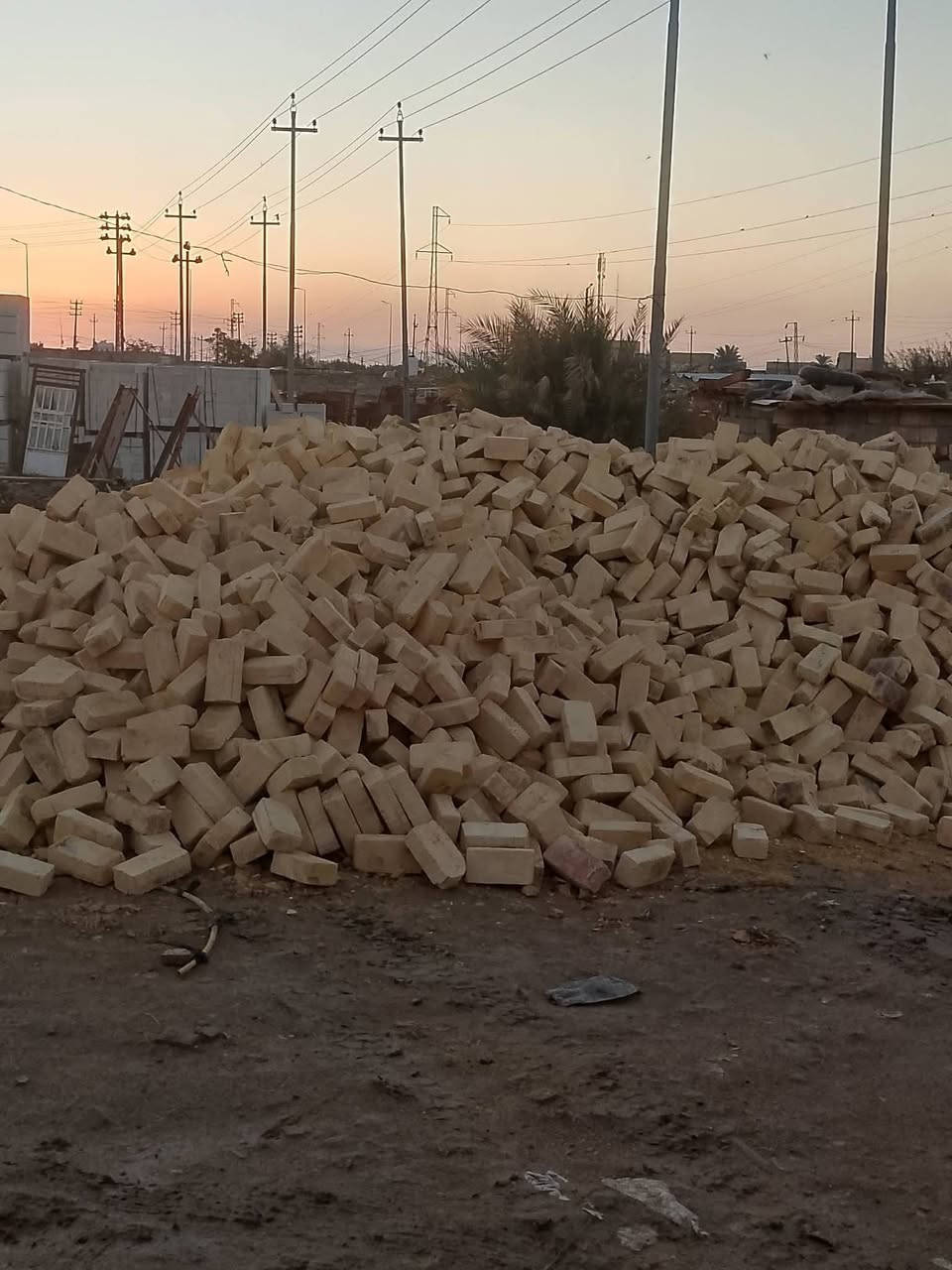 السلام عليكم طابوك معامل الشوملي كافه درجة أولى قوه ولون وقالب جبير عدد مضبوط شرط المكلاب باسعار تنافسيه توصيل/محافظه/ بابل الحله/ اقضيه/ونواحي دغاره/ سومر /عفك/ السعر حسب المكان للاستفسار
‏‪***********‬‏///‏‪***********‬‏
