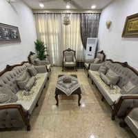 تخم قنفات ١٠ مقاعد + طبلة وسطية  نظيف للبيع خشب زان  سبلت كنتوري اواكس...