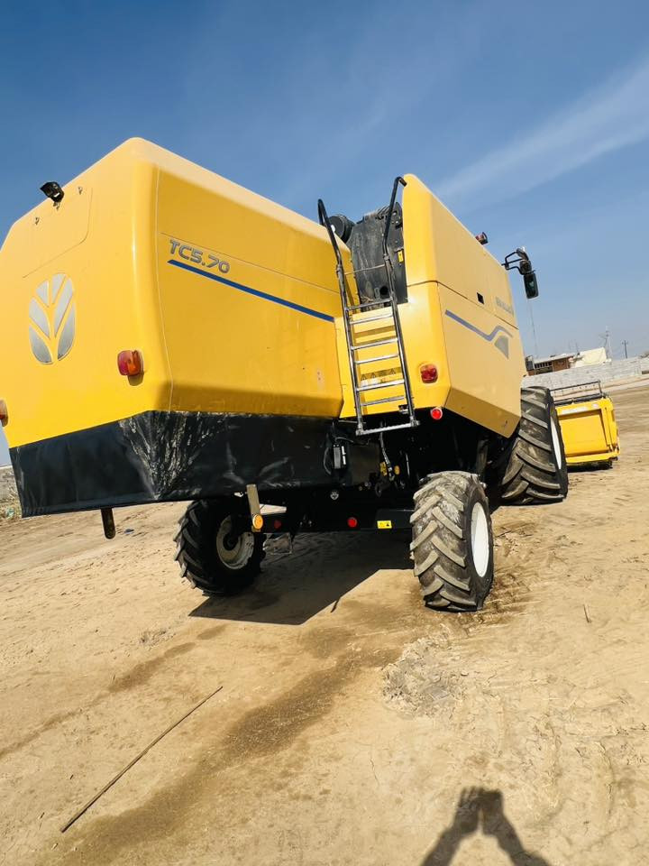 للبيع حاصده نيو هولند موديل 2025رقم اربيل
مواصفات 5بلم دبل درام تاير حرفش فول مواصفات بم ونوزل 
غربيل كهربائي مشتغله 400ساعه نضافه 100‎%‎
للأستفسار على الرقم ***********
***********
