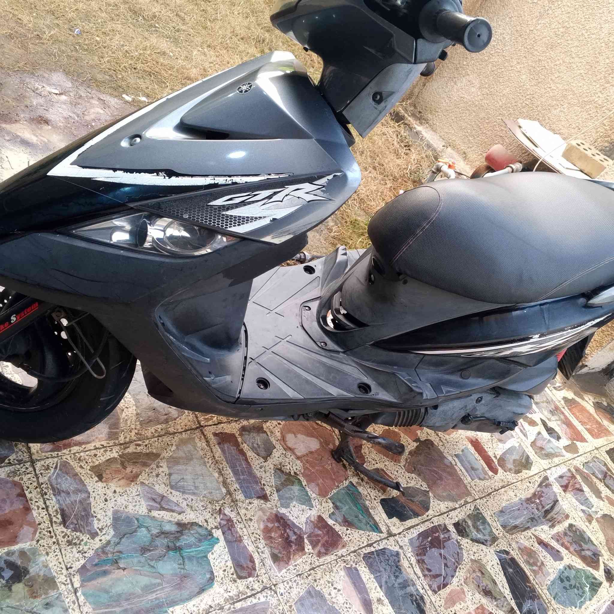 سلام عليكم دراجه ناريه ماكس ثعلب دراجه رممبه العنوان بغداد حي الجهاد السعر مليون بيها مجال


**إذا كنت صاحب هذا الإعلان وتريد حذفه لأي سبب، رجاءا أرسل رسالة إلى الدعم الفني**