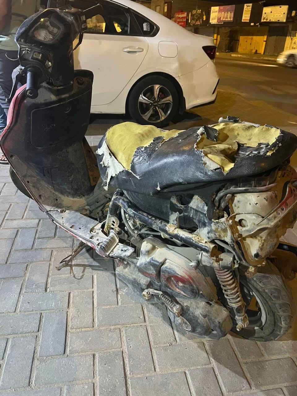 فراشه نثية للبيع جانت شغالة وطفت كوم حديد سعر90قفل قفل مكاني المعقل الهاتف ***********
