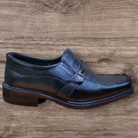 بصره عشار • احذية شباب • مقاسات ٤٠-٤٥