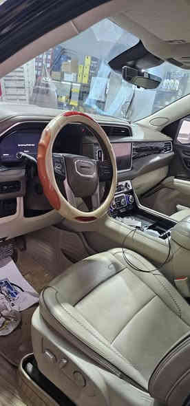 السلام عليكم .

 GMC يوكن دنيالي موديل 2023 
باسمي رقم بغداد ماشيه 59 كم 
السعر    610 وبيها مجال بسيط 
مواصفاتهه.... الدينالي معروفه تجي فووول مكفوله وارد خليجي  مغلفه PPF وكامله 
والسونار مرفق ب المنشور

مكاني ديالى الخالص

اتصال فقط  ***********
وتس ***********
