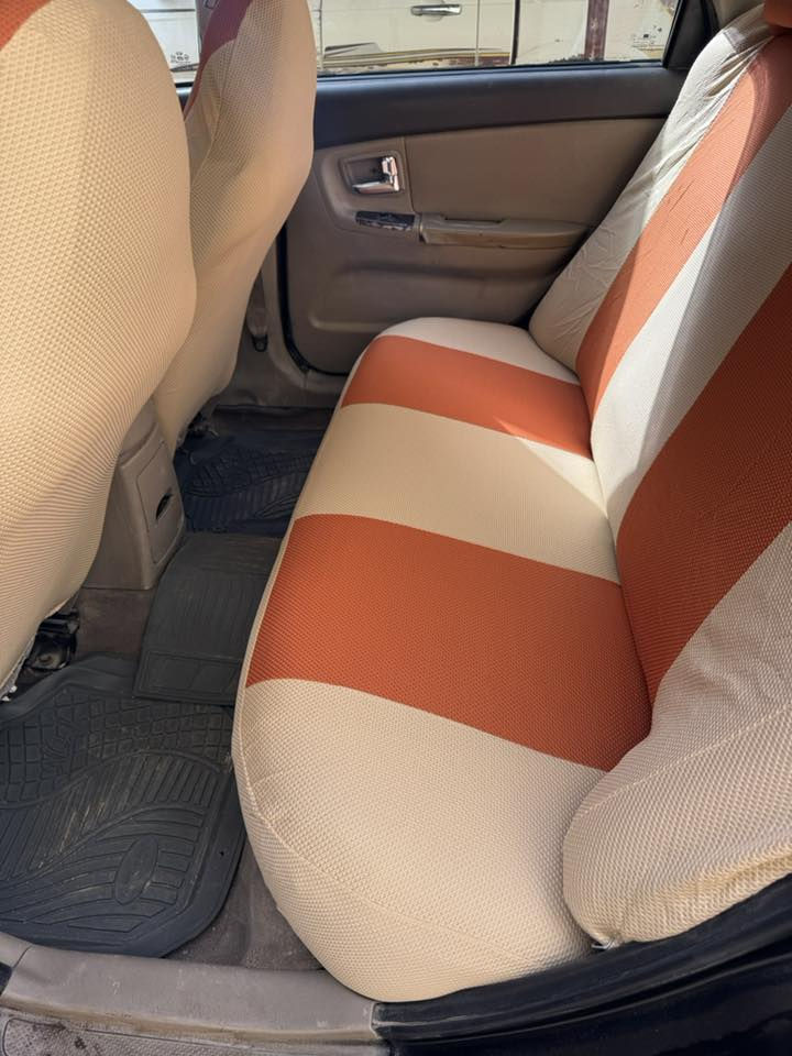 السلام عليكم …..
كيا سيراتو موديل 2008
متومه دهوك ارقام وسنويه طبق الأصل على رقم الشاصي بدون گصه 
گير ومكينه مكفولات 
حداديه جاهزه وخير من الله 
كهربائيات كلها كامله 
تخم تاير جديد
فتحه بالقماره
جام ٤ أبواب كهربائي شغال 
تبريد نقص غاز
السعر ٤٠ وبيها مجال
مكان كربلاء ***********
