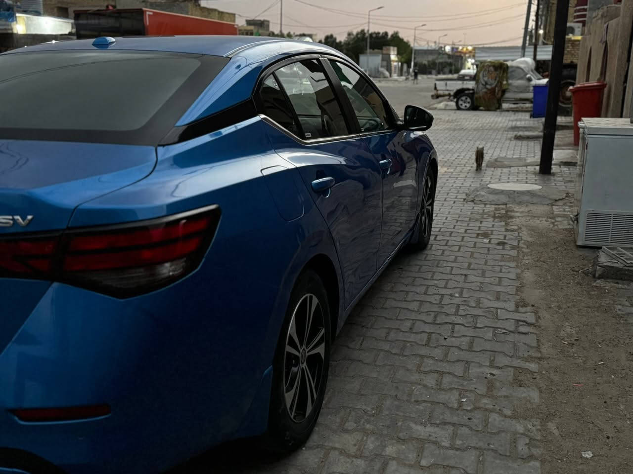 السلام عليكم سينترا موديل ٢٠٢٠ رقم بغداد دولي بأسمي مواصفاتها sv  السياره حادثها بنيد ومصلح نفسه مابيها اي قطعه تبديل بيها بوارد بسيطه جداً   سعر السياره ١١٣ وبيها مجل حك الجيه واذا اكو مراوس عادي اراوس حسب القناعه
*********** موجود واتساب
