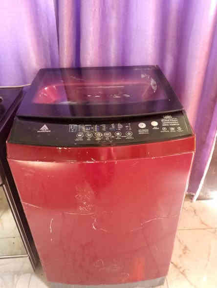 غساله تغسل بطانيات 17كيلو سعر 190ثلاجه 18قدم سعر 165بيهن مجال شراي خاص ادزله فيديو لهن شغلات مدينة الصدر اكو توصيل ***********
