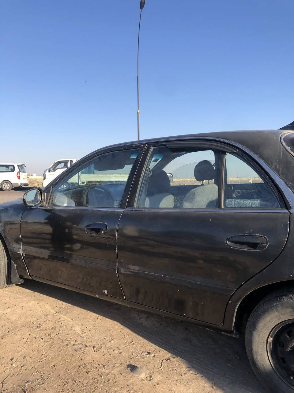 سوناتا تو  محرك  وكير خير من الله صدر جديد تخم تاير جديد كهربائيات شغاله سنويه 28 بسمي تحويل ثاني يوم رقم انبار  السياره نقصهه بس كشر كامله موديل94 السعر 32الاتصال عل رقم***********
