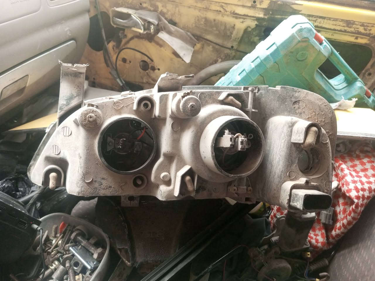 غراض شيري كوين للبيع مكاني بالاعظمية بالسفينة ***********===***********
