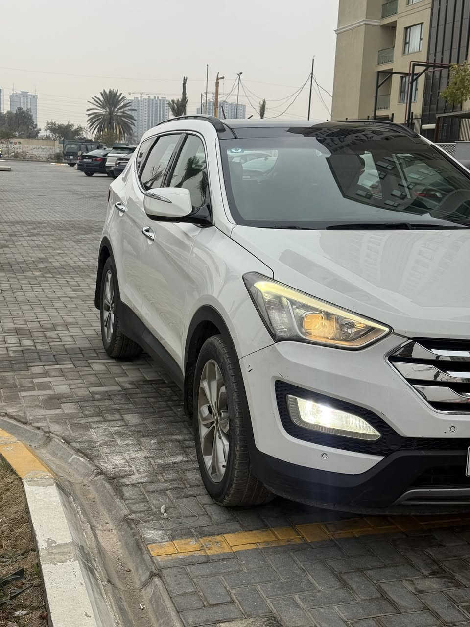 هيونداي سنتافيا 2014 كويتيه خليجي مكفوله فول١/١
رقم  بغداد انكليزي بسمي دولي ٦ سلندر ٧ راكب 
بنراما شاشة فور ويل
كشنات جلد اصلي 
مري شفط كامرة
حساس امامي وخلفي
تحكم استيرن فول تبريد تدفئة بالمسنات 
اضواء ترحيب 
نظام ايكو 
شاشة اعطال بلدشبول 
تبريد ٣ قطع ؛ ثلج
تبريد ابيانو لمس 
حاكية ' ابلوتوث ' اوكس
وَيْل اكروم 
يدات نيكل 
اشاير بلمري 
كلة شغال  ميكانيك خير من الله كير مكينه حداديه كله جاهز  
  🤖 

مكفولة من كلشي  عدا بيها بارد باب السايق  وباب الصدر شغل ممتاز Dpr
رقم الهاتف *********** باسمي شخصيا ماشيه ١٣٠ رقم إنكليزي هزة جديده تحويل ثاني يوم السعر ١٥٩$$
