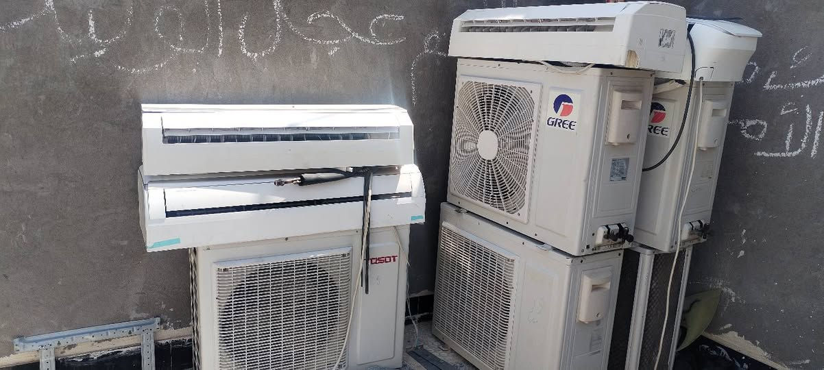 سلام عليكم 
سبالت كري وتوسوت طنين شرط الشغل والتبريد سبالت جدد 
مع سبلت 3 طن عمودي نظافه 90  وسبلت 5 طن اواكس  جديد مستعمل قليل 
شرط الشغل والتبريد مع الظمان 5 ايام جاهز بوري + حماله +ريمون + كيبل 
#عنوان_المجر_الكبير_حي_العسكري_قرب_ملعب_الشرطه
التواصل واتساب اتصال متواجد 24 ساعه 
***********
