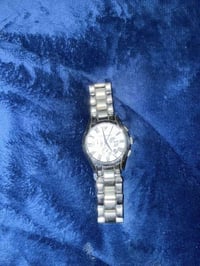 شلعة ساعات • ماركة