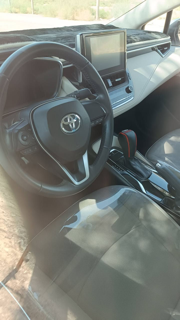 السلام عليكم
كورلا خليجي 2023 كفاله عامه 
بانزين 🇯🇵

داخل الضمان ساز / 100 ألف أو 3 سنوات 

فول ما عدا الفتحه 
محرك 1800
بصمه تشغيل    عدد  2
بصمه ابواب 
ترحيب عند الاقتراب 
حساس أمامي خلفي
4 جام اوتو 
3 وظعيات قيادة 
عدسات لد  كشاف لد
جنطه كهرباء 
غرفه لونين
مرايه شفط
كامره
مرايه وسطيه تعتيم 
تبريد شاشه... قطعتين 
تحكم ستيرن جهتين 
عداد تجيتل
شاشه أبل كاربلي 
واير لس
السياره على وضع الشركة صيانتها كلها بالشركة 

سنويه           2028

رقم أربيل  22
السياره باسمي / تحويل ثاني يوم ...

             ماشيه     60 ألف فقط 

مكاني بغداد 
بسعر مناسب الشراي يتصل 
تواصل  ***********
