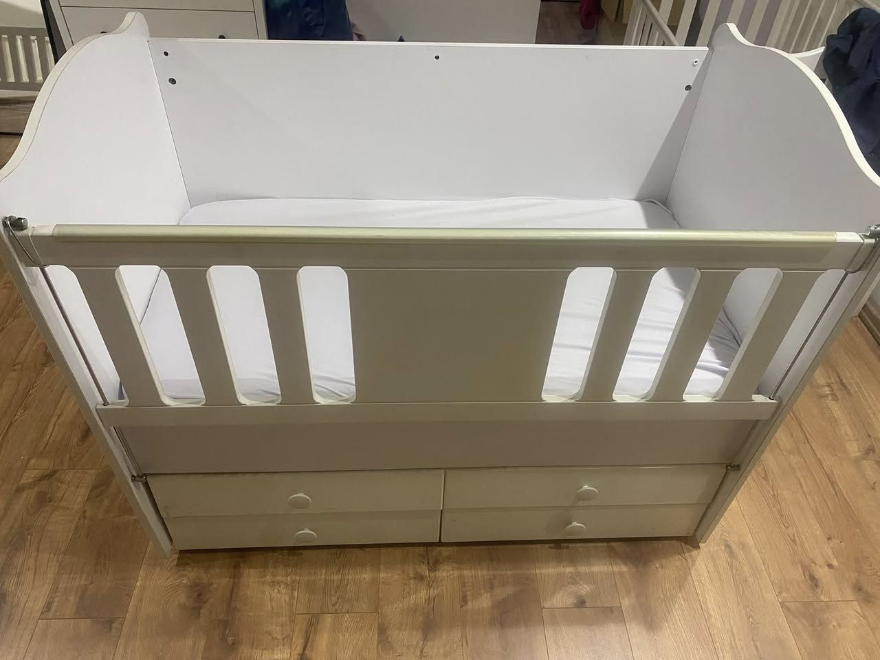 ئەم سیسەمە بۆ فرۆشتن لە دایک بونیەوە بۆیەبێت تا تەمەنی ٧ ساڵی قیاسی هەرە گەورەیەتی ئەتوانی وەک جۆلانێ بەکاری بێنیت و ئەشتوانی بیوەستێنی بە دۆشەکەوەیە کامل لە سلێمانی بۆ فرۆشتن


**إذا كنت صاحب هذا الإعلان وتريد حذفه لأي سبب، رجاءا أرسل رسالة إلى الدعم الفني**