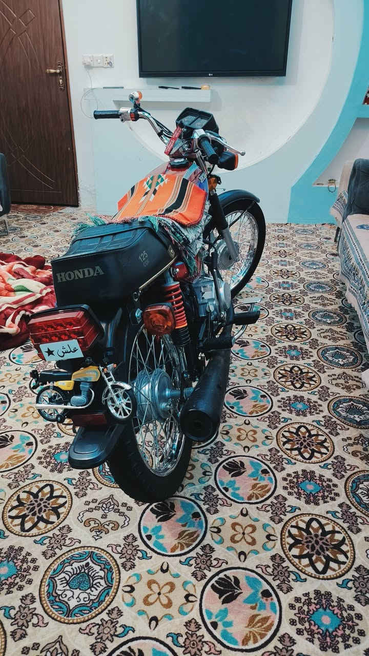 السلام عليكم 
26 كفاله عامه اوراق سكنر والنضافه تحچي كفاله من كلشي ترتيب علئ ايدي بعده جديده مامتعوبه 750وبيها مجال ***********الشراي يخابر ويدلل
