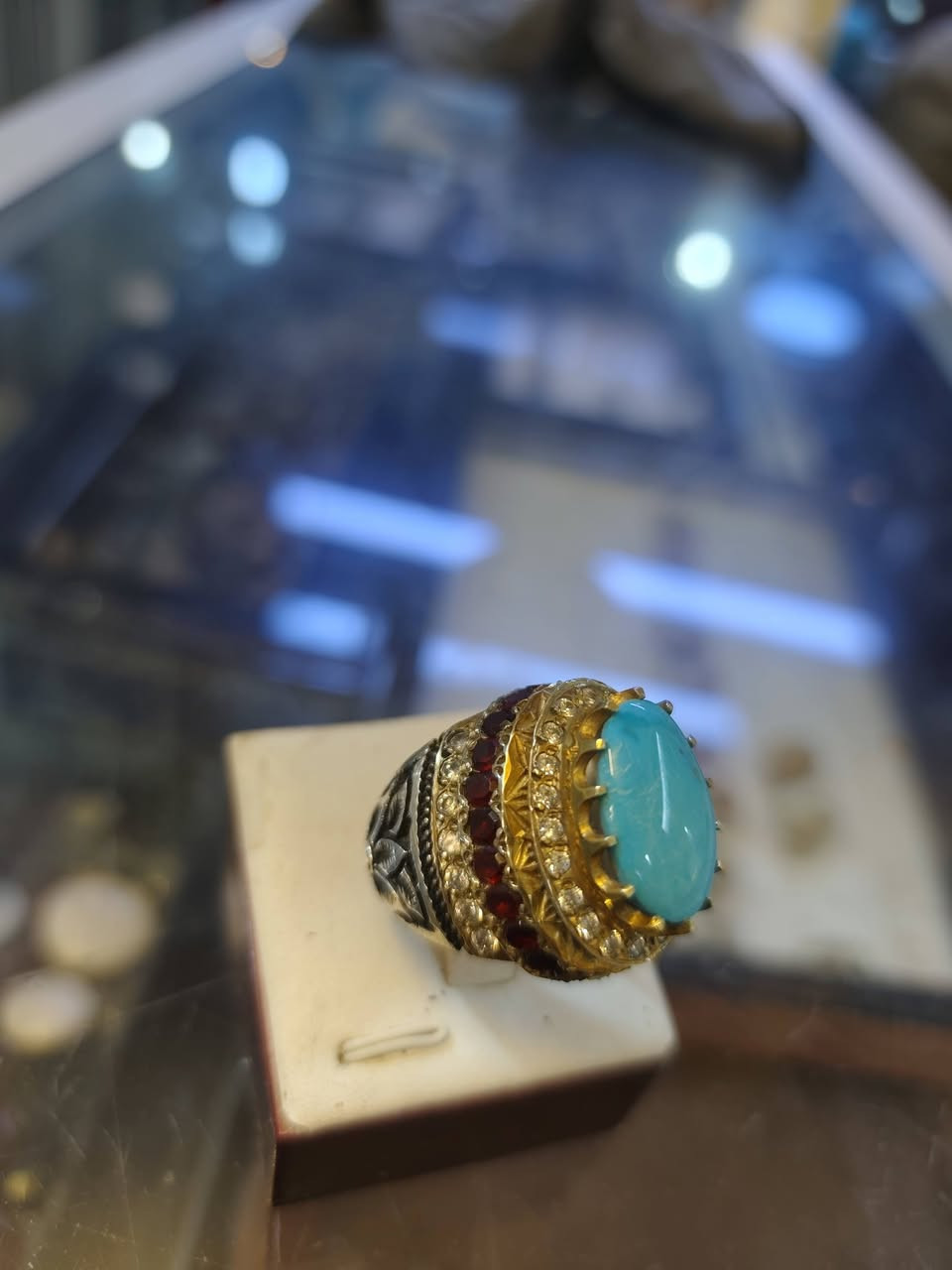 سلام عليكم
خاتم فيروز نيشابوري
مطعم دايرين الماس وداير ياقوت افريقي
شغل درجه اولى
***********
