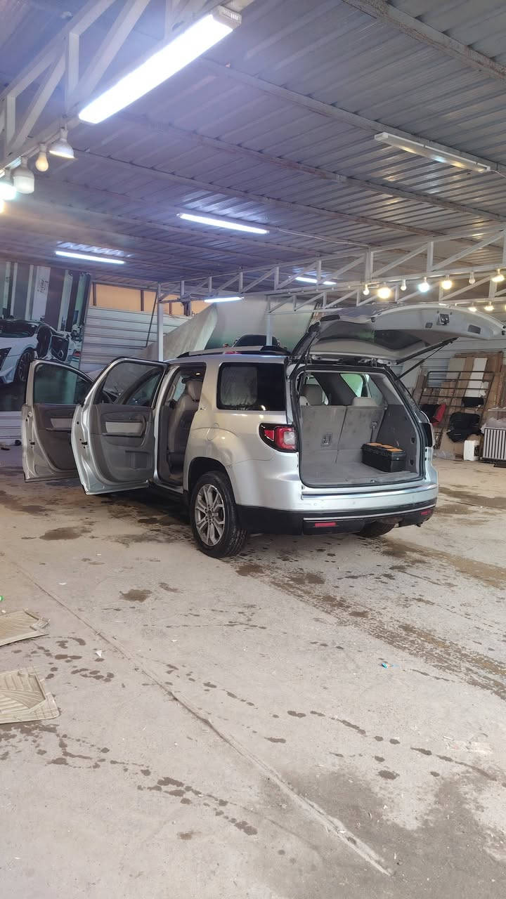 جمسي اكاديا تحويل ثاني يوم 2016 محرك 3600  سياره خير من الله مواصفاته معروفه تبريد تدفئه صدر امامي خلفي كير محرك سياره خير من الله بس معوز للبيت وابيعه وبلعافيه علياخذه هاتف ***********
