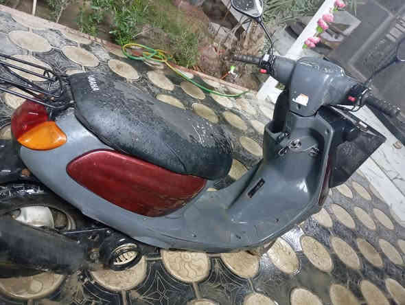 السلام عليكم
دراجة منغولي 2003 للبيع نضيفه مثل ما موضح بل صور السعر 225 و بيهة مجال قليل حك الجية 
العنوان كربلاء الحر السوادة للاستفسار اكثر واتساب ***********
