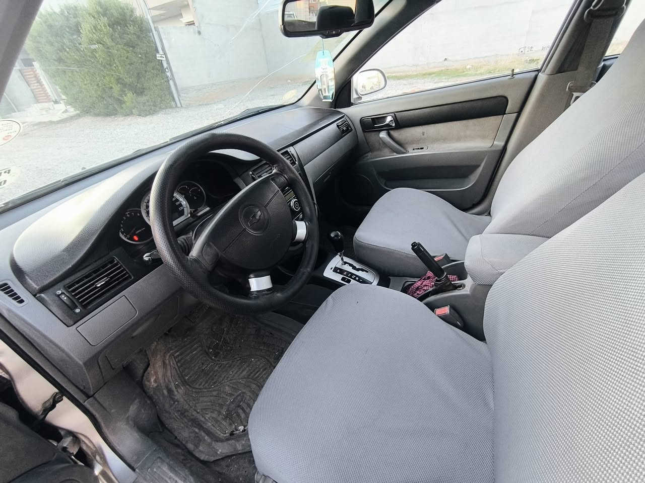 سلام عليكم / اوبترا 2009 سلفر ماشيه 194 سنوية ساقطة مكانها ديالى / خانقين سعرها 68 وبي مجال ان شاء الله
للاتصال ***********
