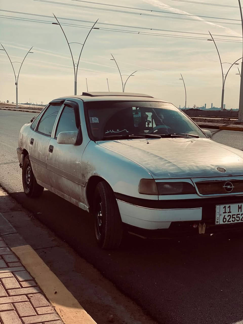 السلام عليكم 
اوبل ڤكترة للبيع
موديل 92
باسمي
محرك 16
سيارة مكفولة 
سعر 44 
***********
