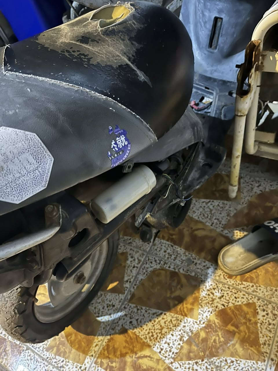 للبيع ماكس قجمه مفتوحه ولفات فقط باقي كله شغال ناقص بس شوته وتورنه سعر 250 وبيه مجال لطيبين ***********
