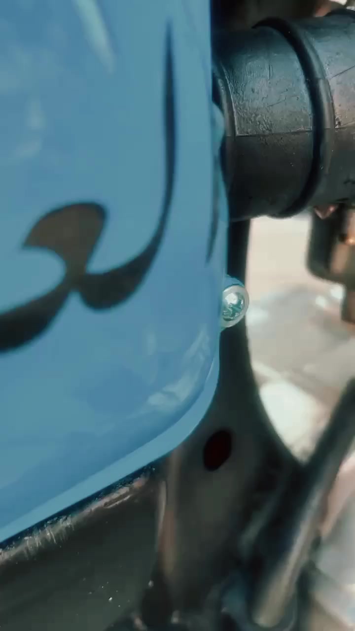 سلام عليكم شباب دراجه لبيع ايراني نضيفه وشلعه فول دراجه جديده مكفوله من كلشي مكينه نيرجي نضيفه وشلعه فول سعر 375 وبيها مجال مكاني بصره سفوان رقمي مراسله واتساب ***********
