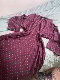 ملابس • قطعة • للبيع