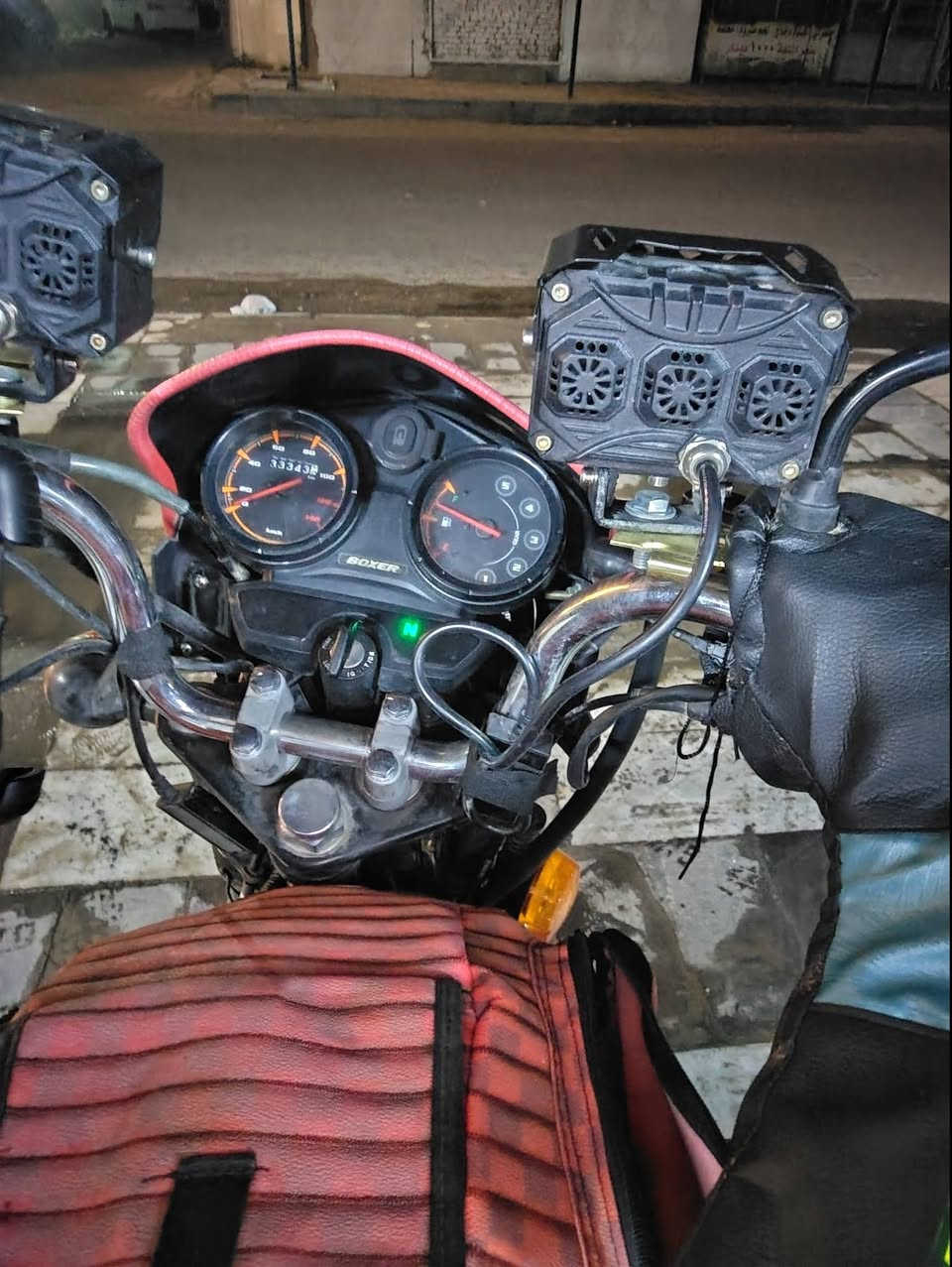 بوكسر موديل 23 رقم بغداد ماشيه 33حقيقي الدراجه چانت محجوزه مماشي هواي تحويل ثاني يوم كفاله مكينه وين متريد انوديهه وكلچات جديده صار شهر مبدلهن اول تبديله رقم *********** السعر 2و900 وبيهه مجال لشراي
