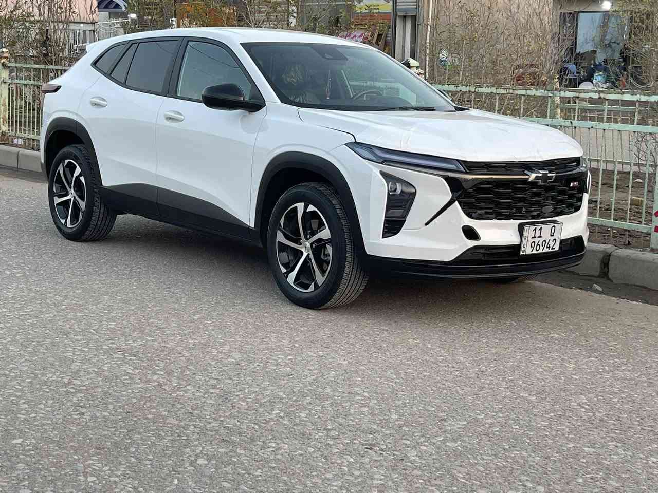 السلام عليكم شوفر تراكس موديل 24 السياره بسمي السياره كفاله عامه فقط البنيد بارد السياره بيه مواصفات حلوه *********** غير متواجد عل فيس الاتصال فقط السعر 147
