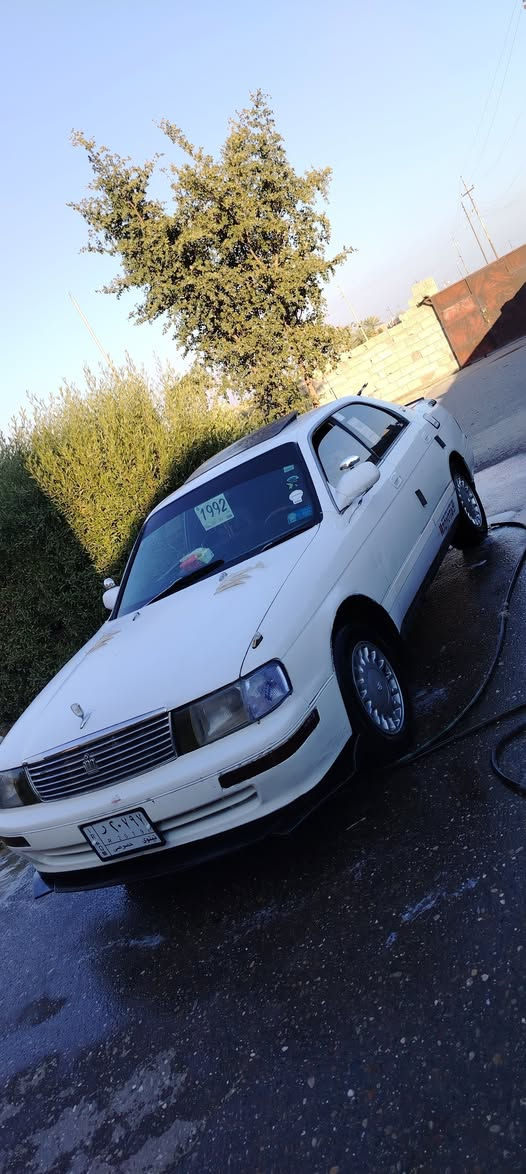 بطة للبيع گير ومحرك بلكارتون شادهن جديد سيارة حيل حلوة السعر 30ورقه وبيها مجال للشراي ***********
