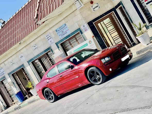 يالله اخواني مكلف بلنشر *********** جارجر 2010 اصل متومه ارقام وسنويه نكليزي اصليات وارد خليجي مكينه وكير 6 سلندر ايرباك ماطاك حداده تايرات تبريد جاهزه سياره سعر 43 وبيه مجال
