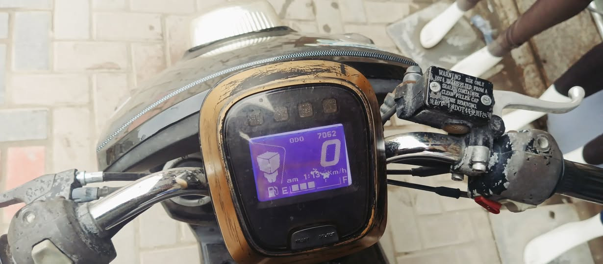 السلام عليكم دراجه بوليس مسطره نوزل موديل 12 الدراجه كلش نضيفه مناقصه شي معروضه مليون وبيه مجال مكاني بابل مسيب رقم الهاتف ***********
