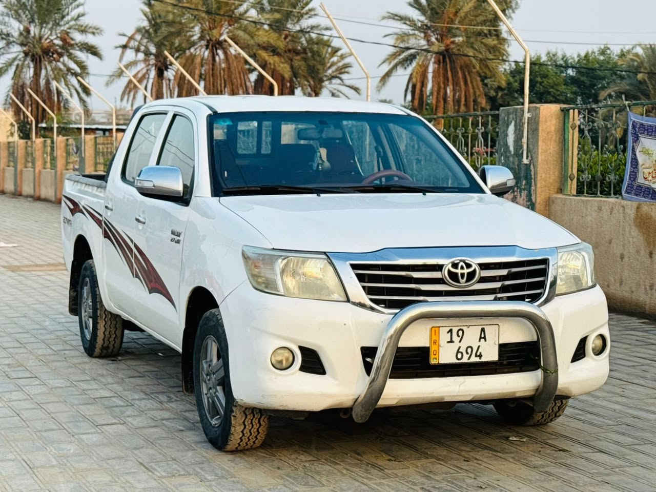 السلام عليكم 
هايلوكس 2014 اوتوماتيك كويتي شاصي 19 رقم كربلاء دولي مميز
سنويه مجدده ل2030 بأسمي مشروع وطني تحويل ثاني يوم
سياره جديده كلش تخم تايرات جديد حداديه وصدر بالباكيت
تبريد ثلج تدفئه شغاله 
السعر 195$ وبيها مجال بسيط ترهم مراوس حسب القناعه
***********
العنوان بابل
