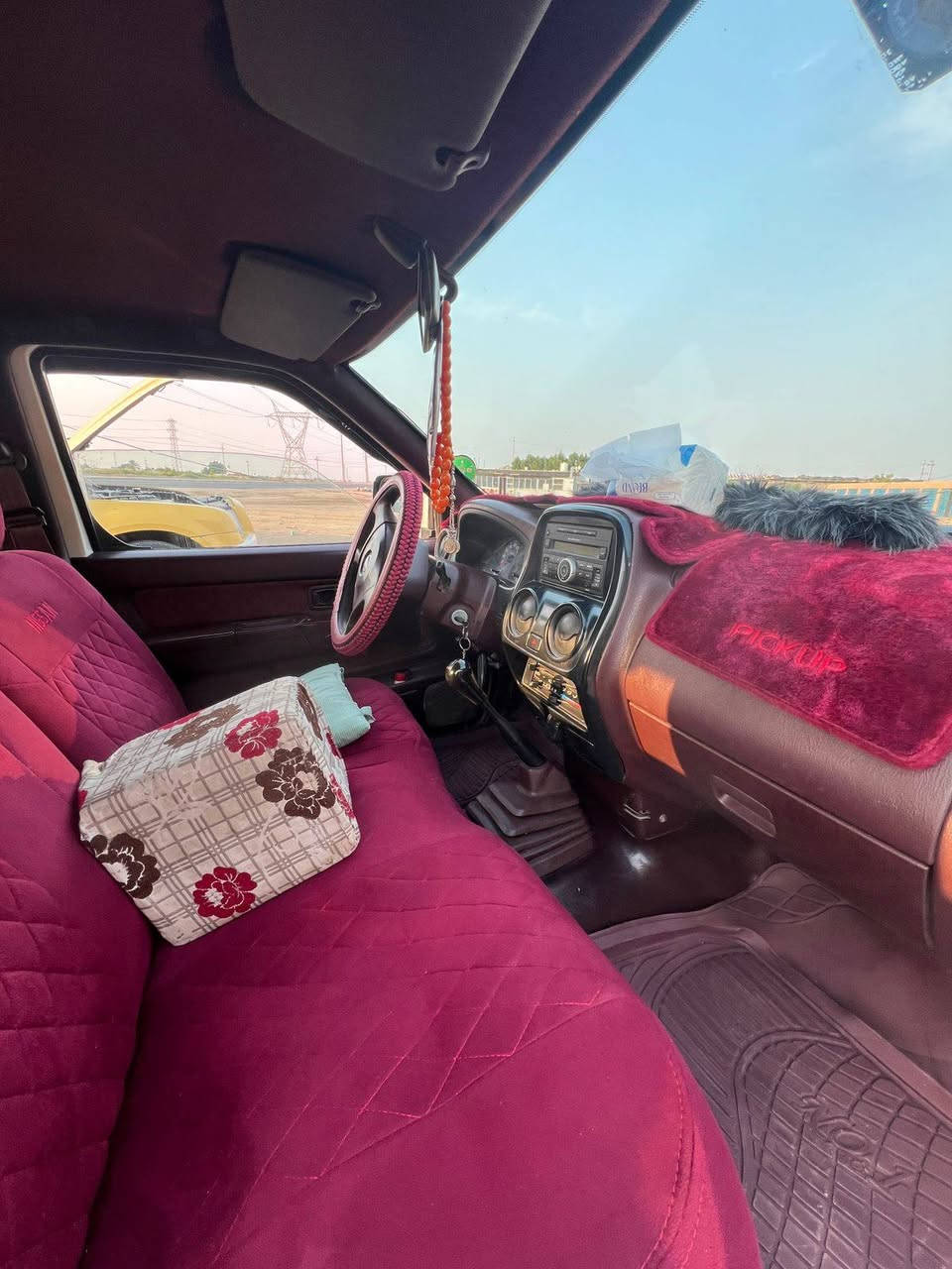 للبيع نيسان ٢٠١٤ رقم مثنى نكليزي وكاله بسمي لتفاصيل اكثر اتصل ***********
***********
مكانه ميسان كميت 
سعر ١٤٣ورقه وبيه مجال
