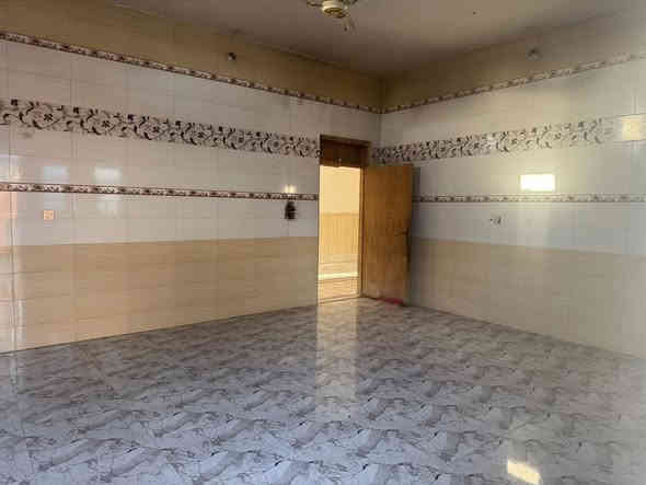 بيت للايجار الرمادي قرب جامع الواثق 
سعر الايجاره 450
استفسار على الرقم ***********
يمكنك زيارة المكتب شارع 40 مقابيل جامع الواثق
