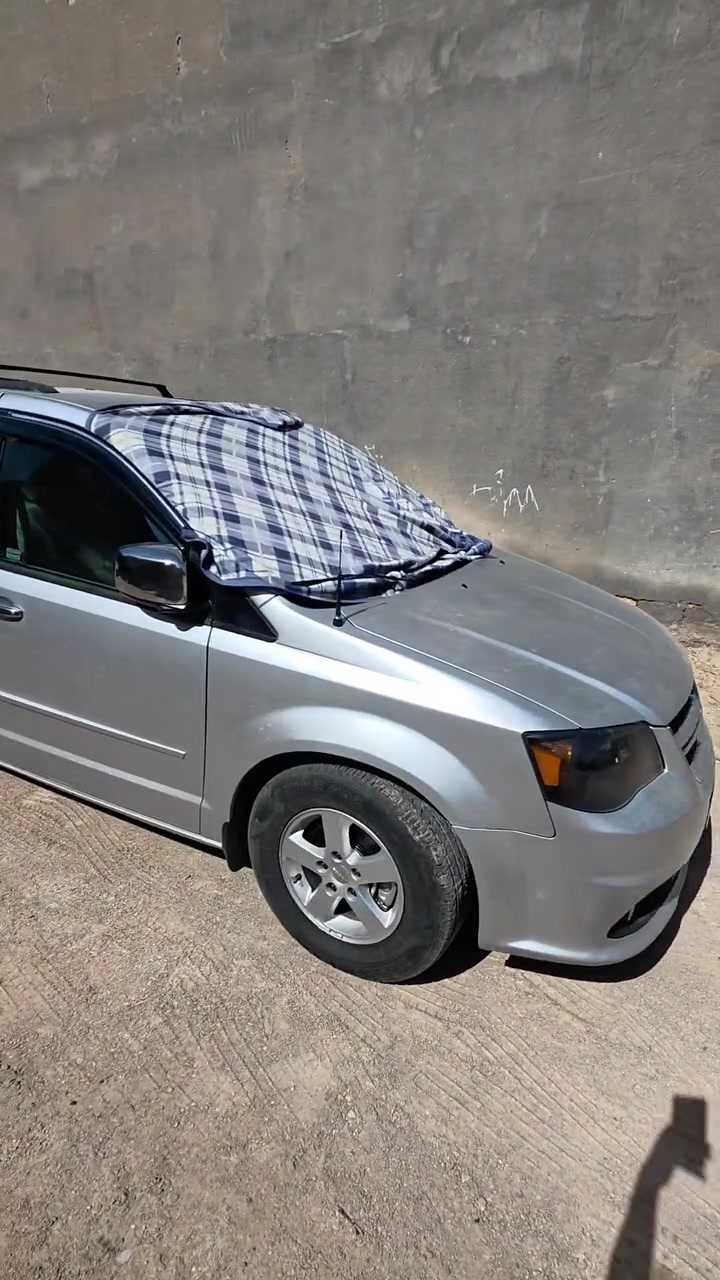 السلام عليكم دوج كرفان 2012 مواصفات SXT حجم المحرك 3600 رقم الشاصي موجود بالصور رقمها بغداد السعر 127 وبيها مجال قليل مكاني السماوة سنوية نافذة لغاية شهر 11 سنة 2030 
للإستفسار ***********

