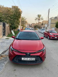 كورلا امريكي  حادث كما موضح بالصور  بالاضافه الى ضربه بالباب السكن  خف...
