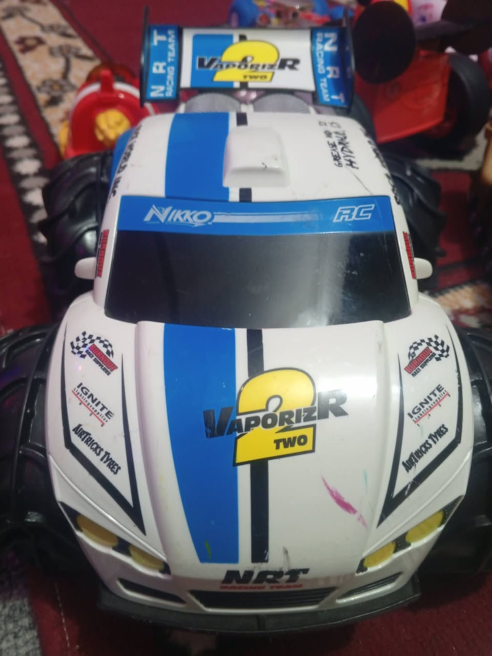 يوجدلديناالعاب باله كسر جديد سعر خاص او رقم ***********
