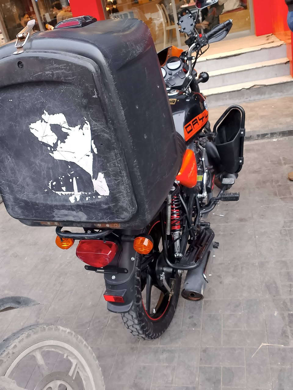 السلام عليكم شباب
دايوان 2025 نازله قبل شهر دراجه زيرو ماشيه 2000 بعدها ع سحك فووول نضافه رقم اربيل انكليزي مكان بغداد مدينه الصدر اني مكلف بالنشر للستفسار ***********
