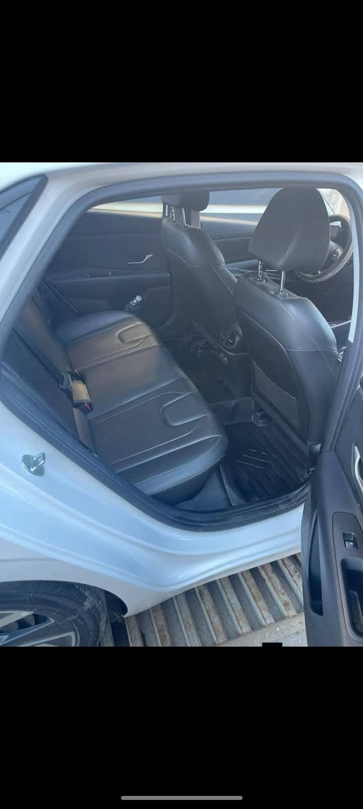 السلام عليكم
النترا 2024 خليجي تجميع صيني 

الضرر بيها طخه خفيفه باب السايق

فول مواصفات 1/1

ترحيب عند الاقتراب

شاشه ديجتال وكامره خلفية

فتحه سقف سلايد

بصمه + بصمة تشغيل

مري شفط واشارة بالمري وترحيب

صندوق ذكي يفتح عند الاقتراب

حساسات امامي خلفي

ويل كب حجم 17 رياضي

كير طيارة شاشه 

سترين رياضي حرف D

تبريد قطعتين امامي خلفي

هندبريك دكمه

اوتو هولد

4 وضعيات قيادة

كراسي جلد

لدات امامي

حساس ضغط اطارات

كروس تثبيت سرعه

وباقي المواصفات المعروفه فول السيارة

محرك 1500 دوش دبل نوزل السعر 137 وبيها مجال قليل

للاتصال على الرقم ***********
العنوان الموصل الجانب الايسر
