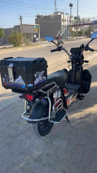 للبيع هارلي ٦ بطاريات كبار جدد ضمان البطاريات كاملة ما بيهة نقص فول مواصفات بيهة بگ يدات بريك رياضي نشرات وية السكن كشافات امامية زنون بك لايت لد متحرك بوكس خلفي اصلي عازل للحرارة شاحنة اصلية سعرهة ٦٥٠ الف 📍مكاني ابو غريب الزيتون 
*********** واتساب ***********
