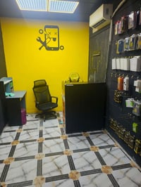 مكتب للبيع • كراسي وسبلت • شارع السينما فرع الشعبيه